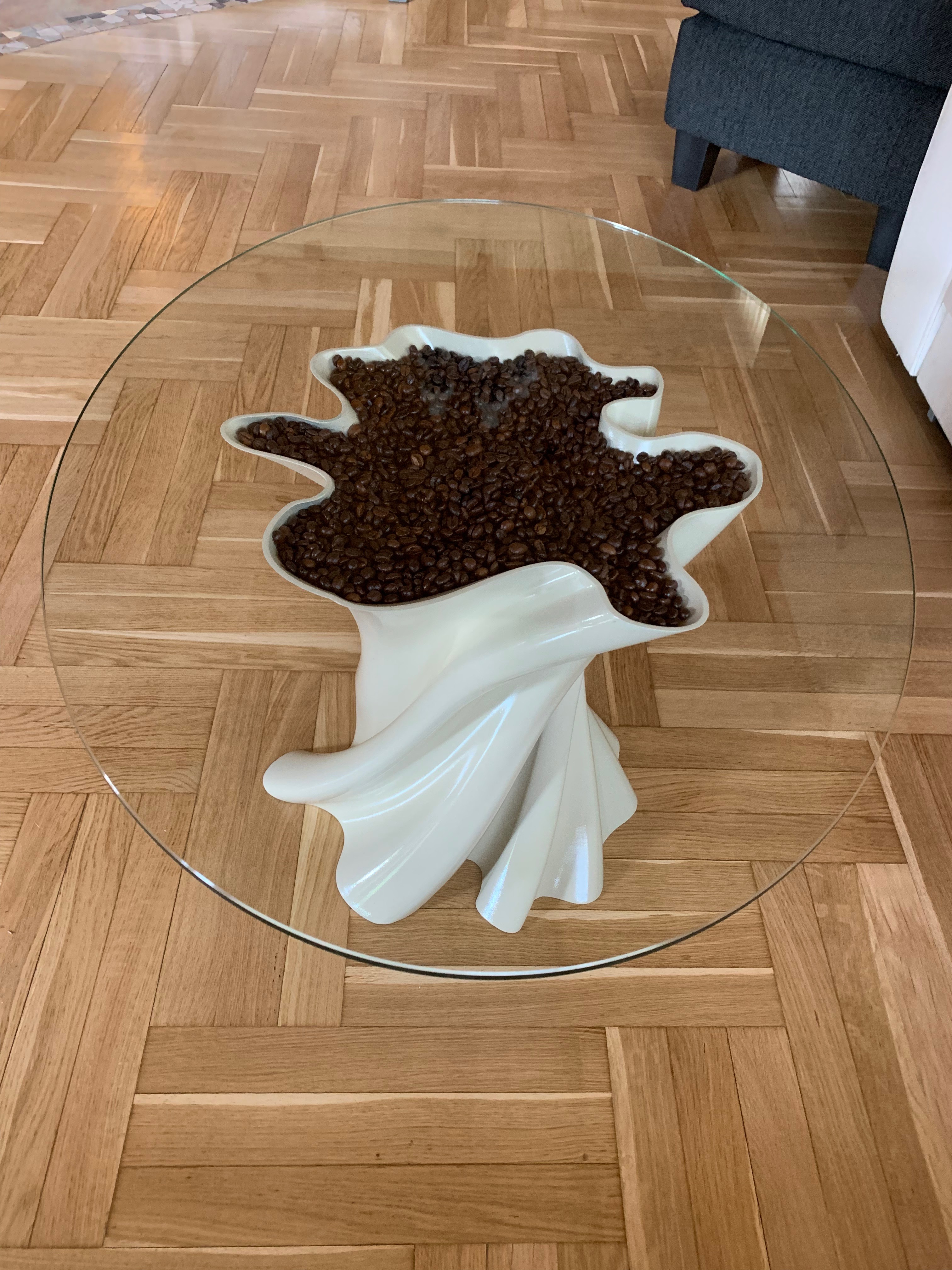 THE COFFEE TABLE - 3D nyomtatott dohányzóasztal